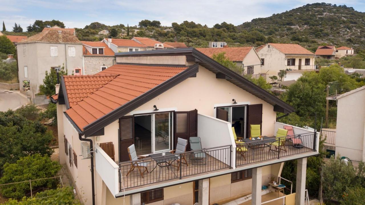 Kaprije Apartmani Tina I Ena Εξωτερικό φωτογραφία