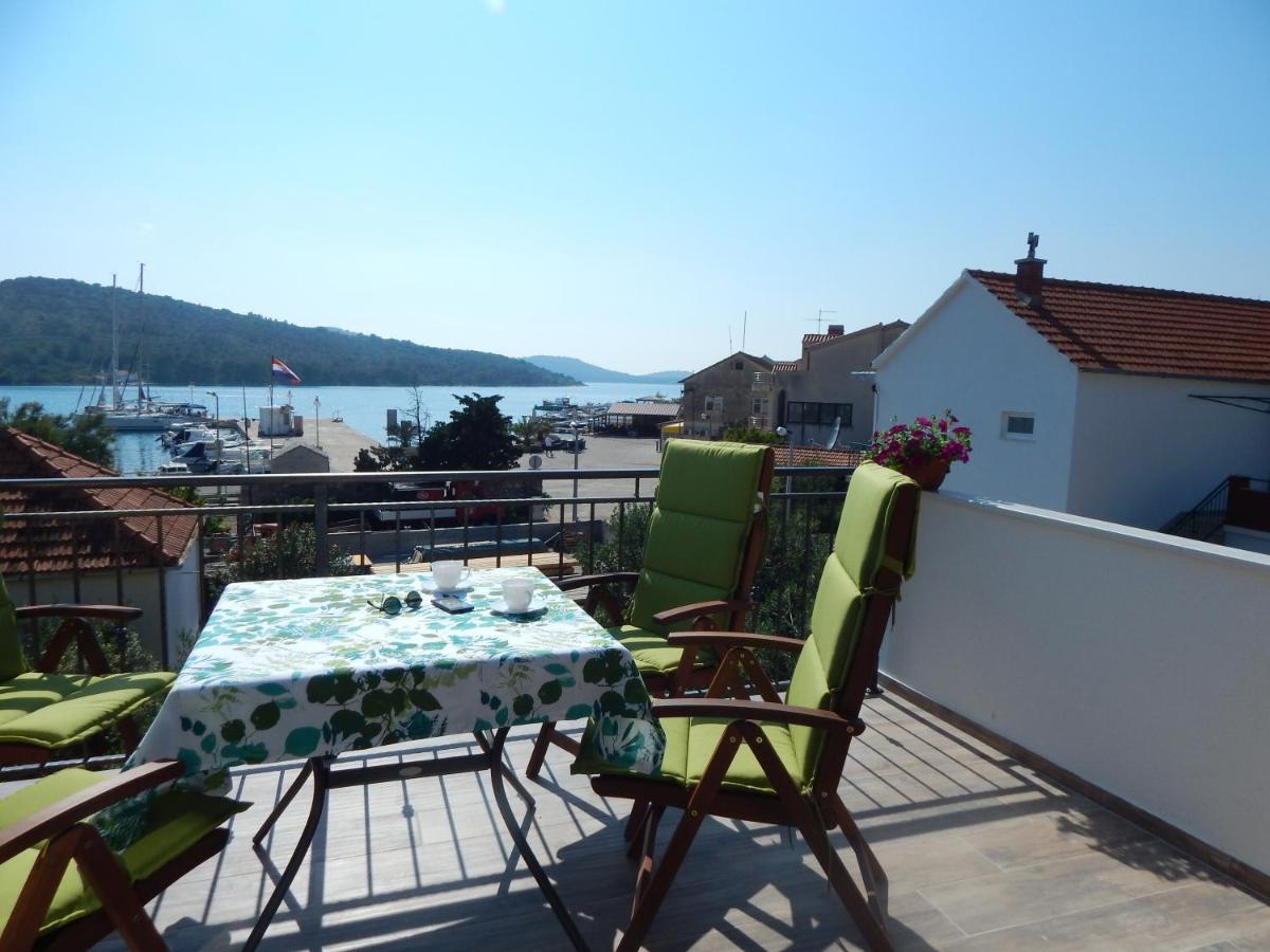 Kaprije Apartmani Tina I Ena Εξωτερικό φωτογραφία